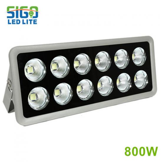 High wattage LED flood lights