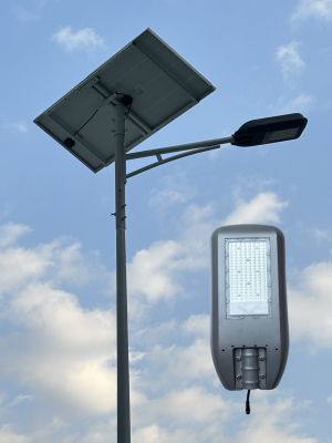Sistema de alumbrado público solar doble 150W, 58Lux, luz de mástil alto